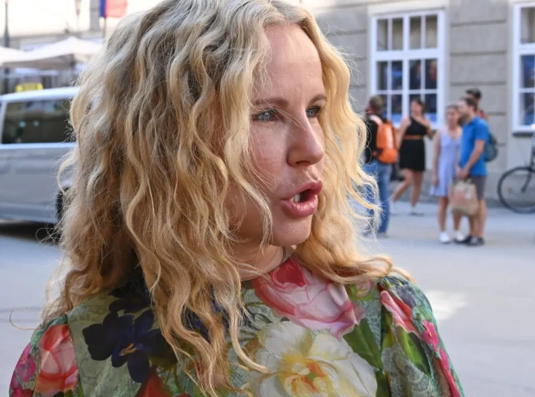 katja burkard gehalt